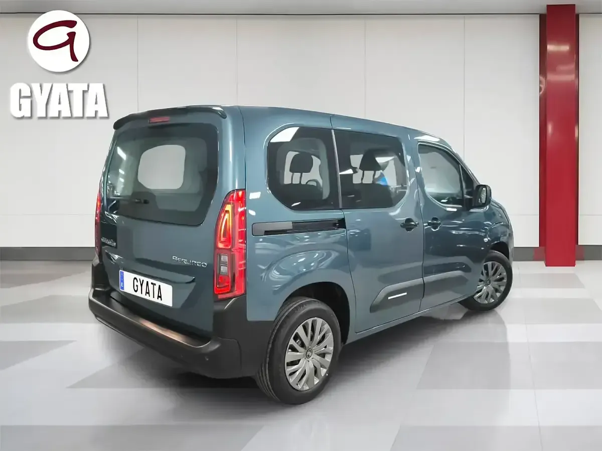 Usado Citroën Berlingo 100 CV (73 kW) 2025 Azul Monovolumen