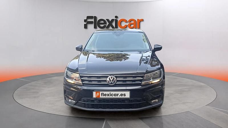 Usado VW Tiguan Edition 125 CV (91 kW) 2018 Negro SUV
