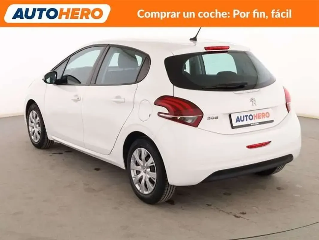 Usado Peugeot 208 Active 75 CV (55 kW) 2019 Blanco Utilitario