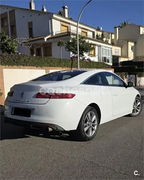Usado Renault Laguna Coupé 150 CV (110 kW) 2013 Blanco Coupe
