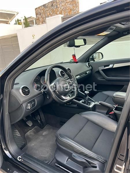 Usado Audi A3 Attraction 140 CV (102 kW) 2011 Negro Utilitario