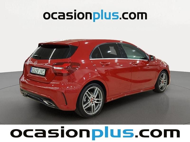 Usado Mercedes A200 Style 136 CV (100 kW) 2016 Rojo Utilitario