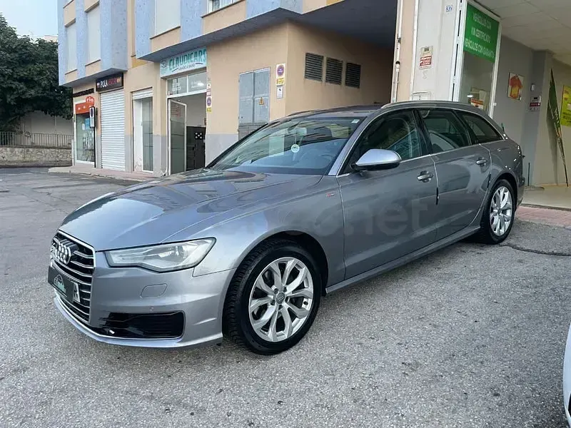 Usado Audi A6 190 CV (139 kW) 2015 Gris / plata Familiar