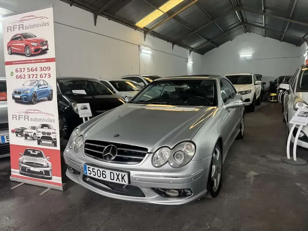 Usado Mercedes CLK200 306 CV (225 kW) 2005 Gris Coupe