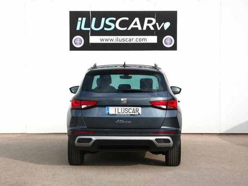 Usado Seat Ateca Style 151 CV (111 kW) 2021 Gris / plata SUV