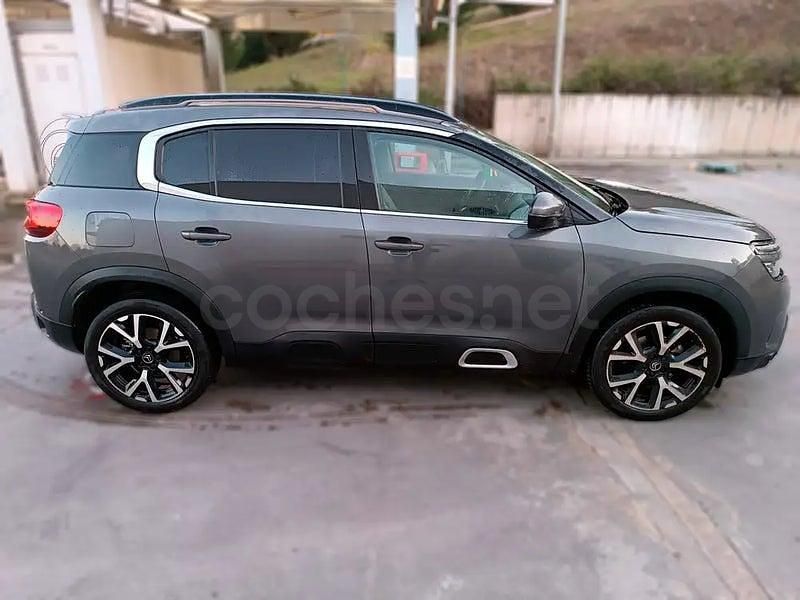 Usado Citroën C5 Aircross Shine 131 CV (96 kW) 2022 Gris / plata SUV