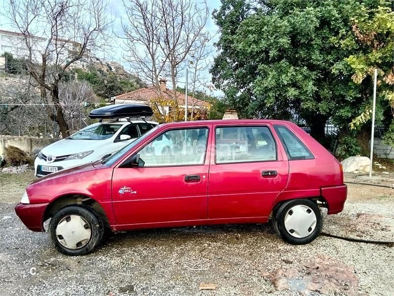 Usado Citroën AX Tonic 50 CV (36 kW) 1995 Rojo Utilitario