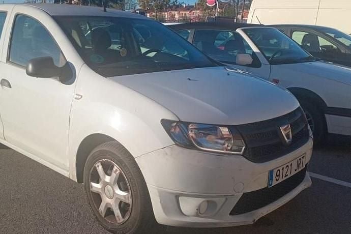 Blanco Usado 2016 Dacia Sandero | 3800 € - Imagen 1/4
