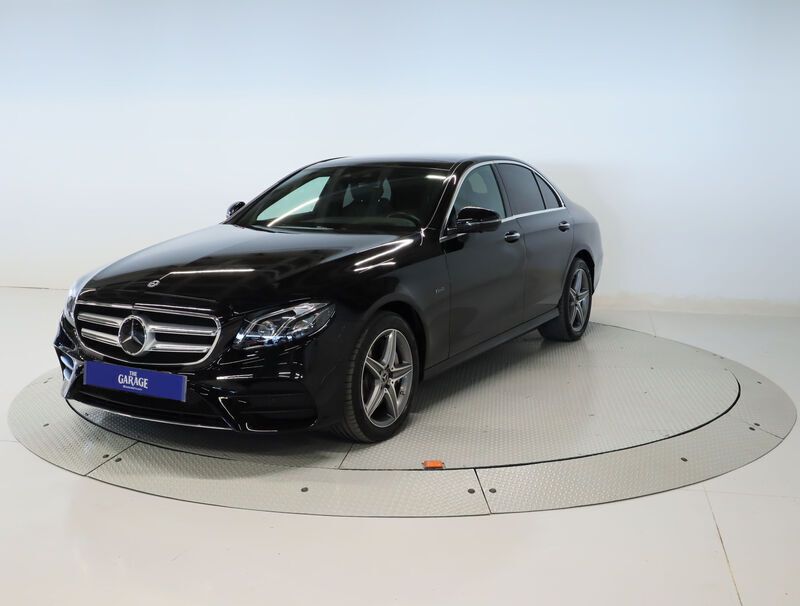 Negro Usado 2019 Mercedes E300 Berlina | 50.495 € - Imagen 1/1
