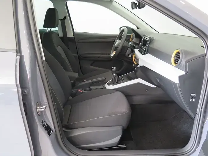 Nuevo Seat Arona Style 115 CV (84 kW) 2026 Gris SUV