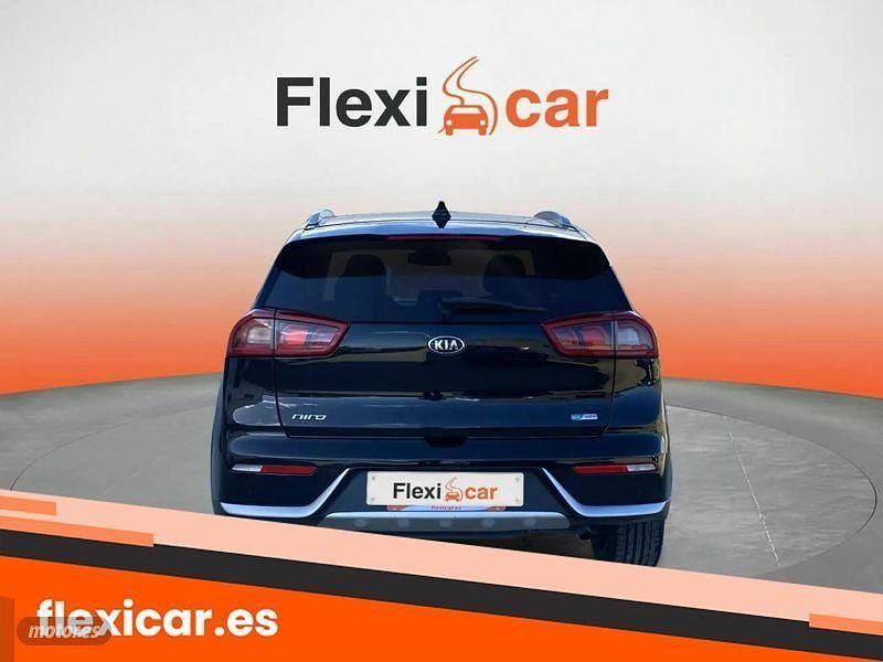 Usado Kia Niro 141 CV (103 kW) 2017 Negro SUV