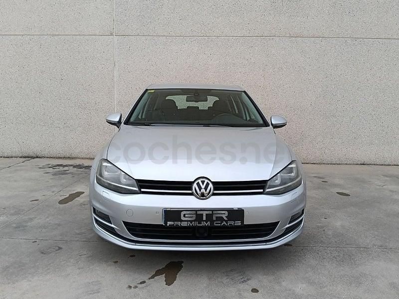 Usado VW Golf VII Sportline 105 CV (77 kW) 2013 Gris / plata Berlina