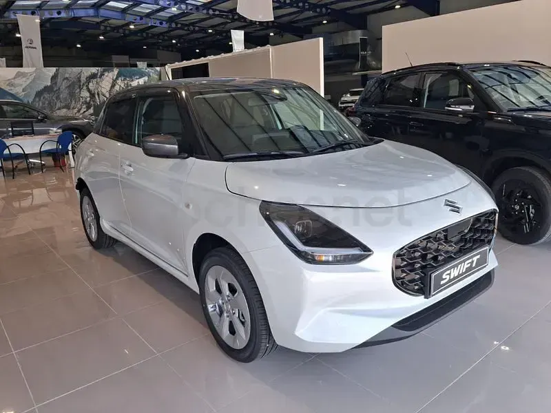 Nuevo Suzuki Swift 81 CV (59 kW) 2026 Blanco Utilitario