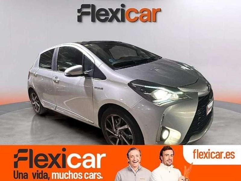 Gris Usado 2018 Toyota Yaris Hybrid Active Utilitario | 13.990 € (Buen precio) - Imagen 1/4