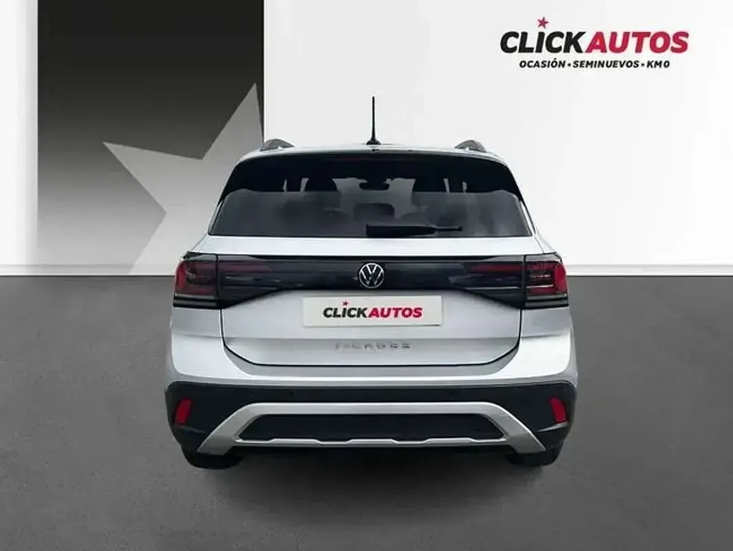 Usado VW T-Cross Life 116 CV (85 kW) 2024 Plateado SUV
