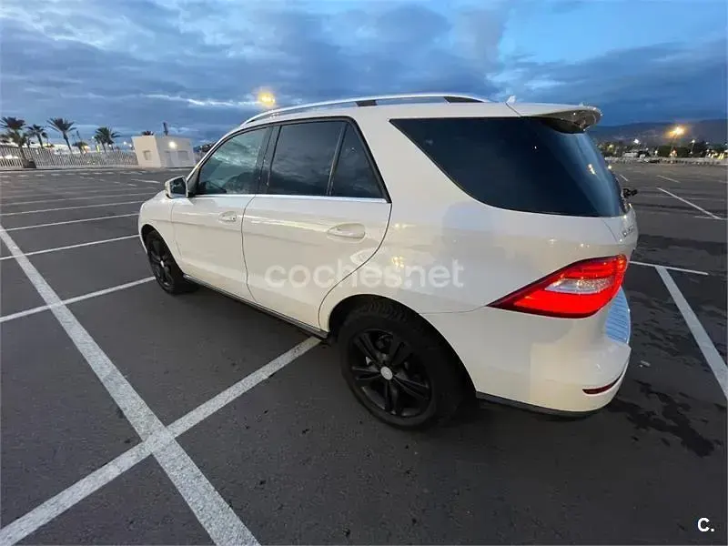 Usado Mercedes ML250 204 CV (150 kW) 2013 Blanco SUV