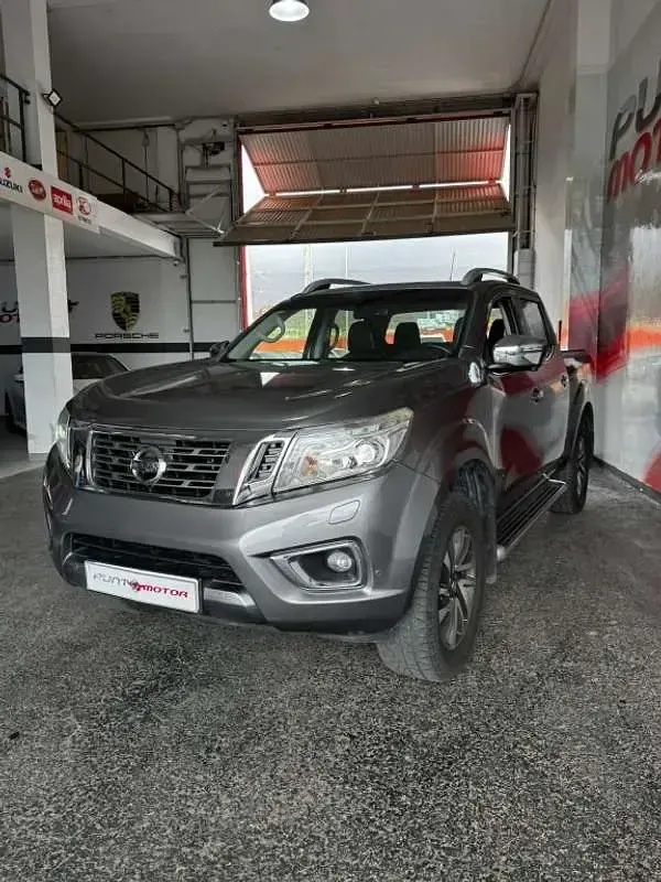 Usado Nissan Navara Tekna 190 CV (139 kW) 2019 Gris Pickup/Camioneta