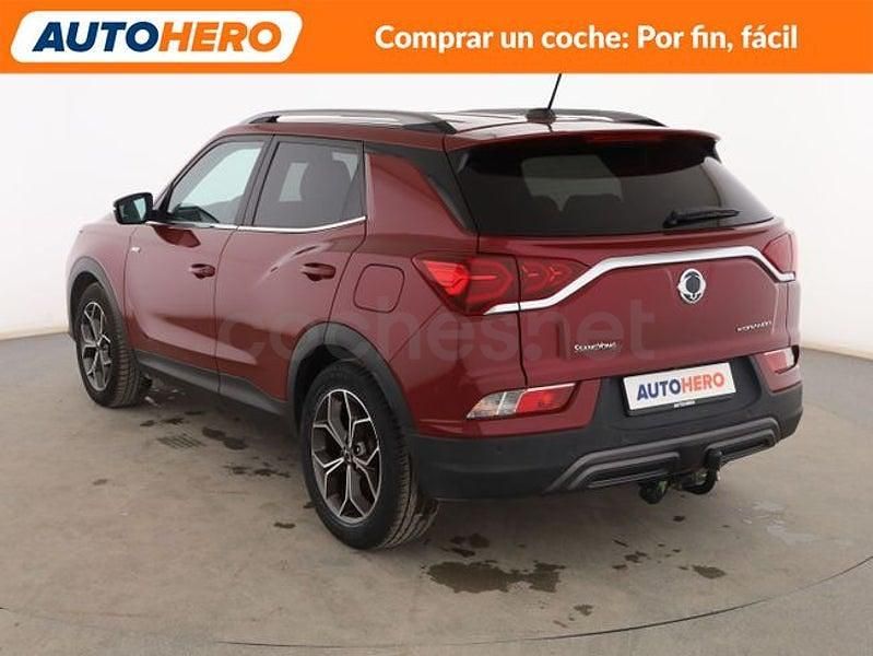 Usado Ssangyong (KGM) Korando Limited 136 CV (100 kW) 2022 Rojo SUV