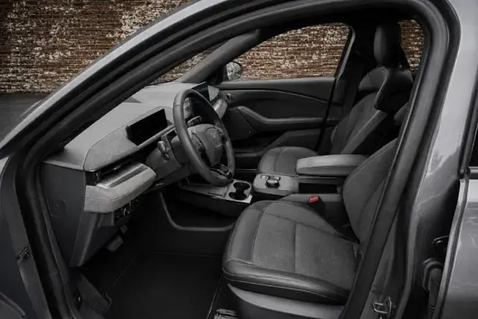 Nuevo Ford Mustang 487 CV (358 kW) 2026