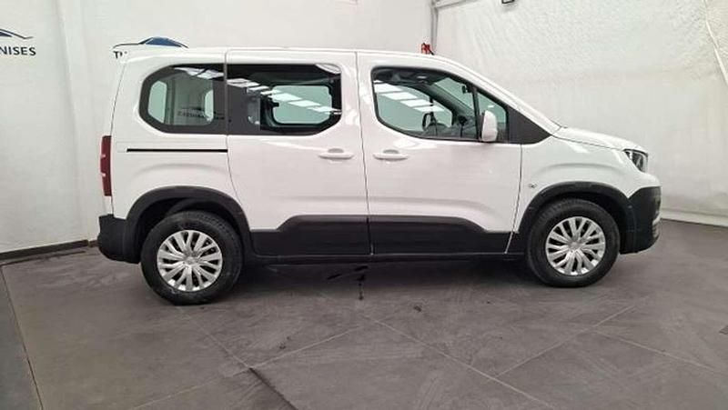 Usado Peugeot Rifter Active 99 CV (72 kW) 2022 Blanco Monovolumen