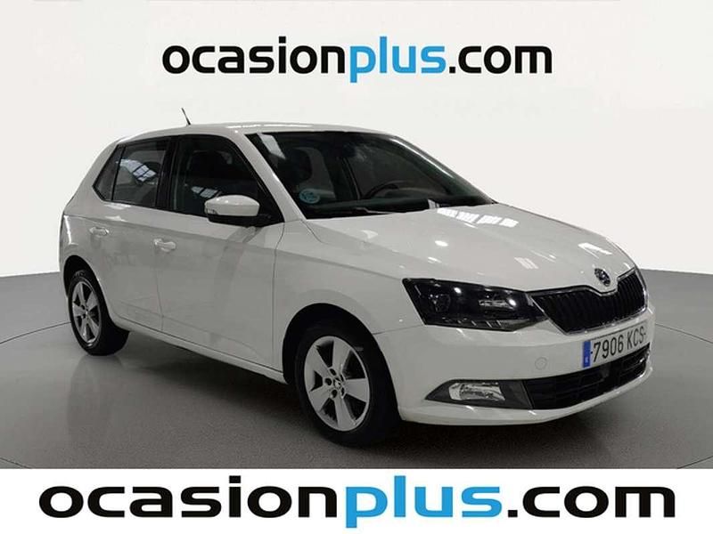 Usado Skoda Fabia 95 CV (69 kW) 2017 Blanco Utilitario