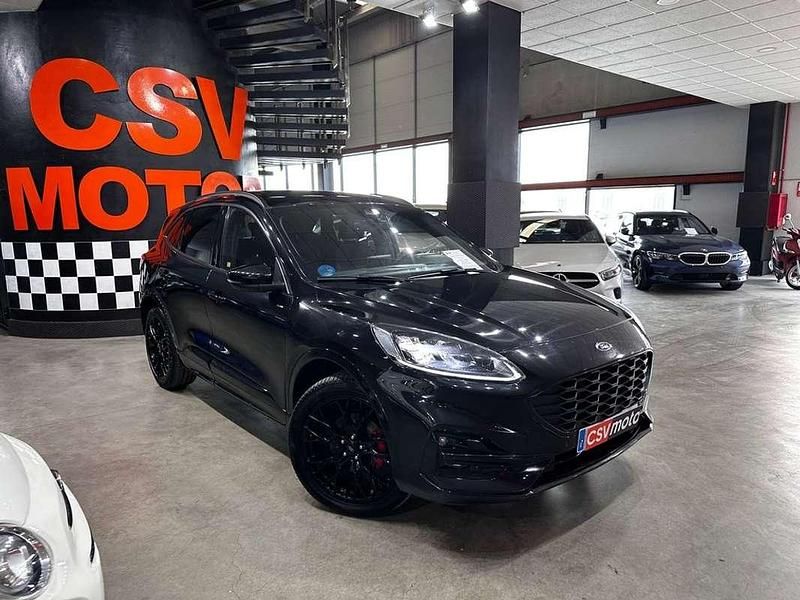 Usado Ford Kuga ST-Line X 224 CV (164 kW) 2023 Negro SUV