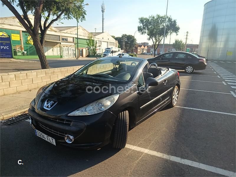 Negro Usado 2007 Peugeot 207 CC Sport Descapotable | 1000 € - Imagen 1/4