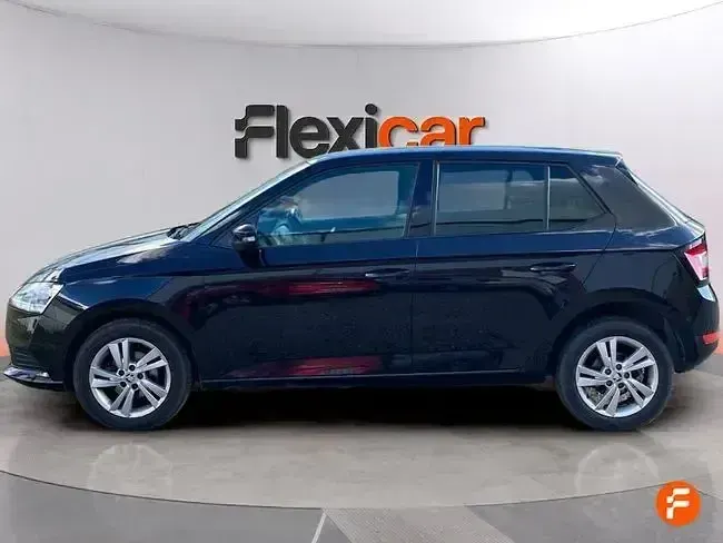 Usado Skoda Fabia Ambition 95 CV (69 kW) 2020 Negro Utilitario