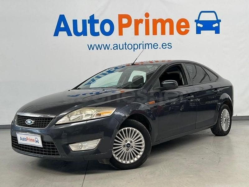 Usado Ford Mondeo Trend 125 CV (91 kW) 2008 Azul Berlina