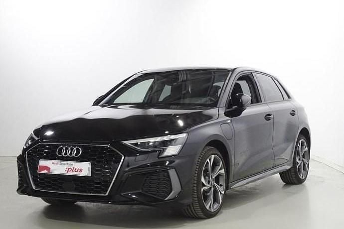 Usado Audi A3 e-tron S-Line 204 CV (150 kW) 2024 Utilitario