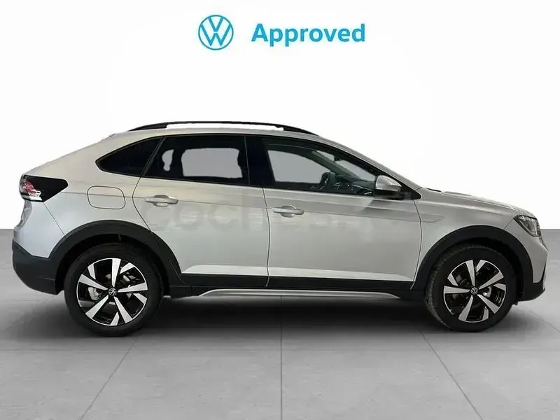 Usado VW Taigo 115 CV (84 kW) 2025 Gris / plata SUV