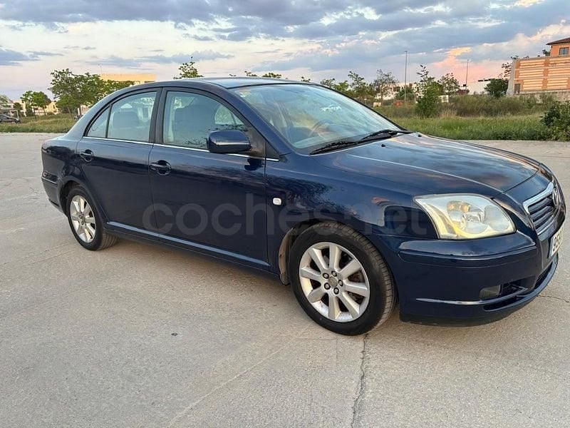 Occasion Toyota Avensis Sol 116 PK (85 kW) 2006 Blauw Sedan