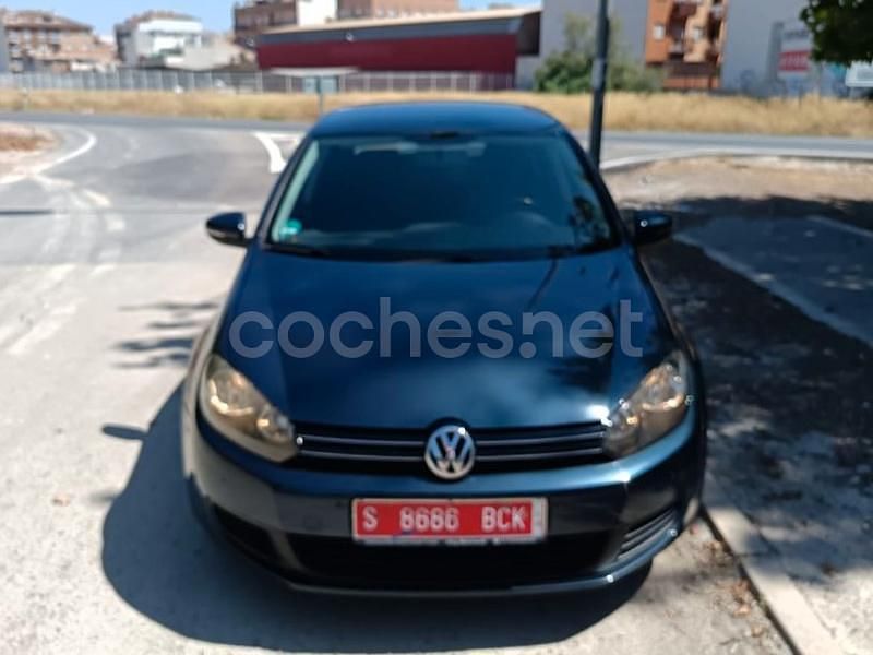 Azul Usado 2010 VW Golf VI Advance Berlina | 6800 € (Precio justo) - Imagen 1/4