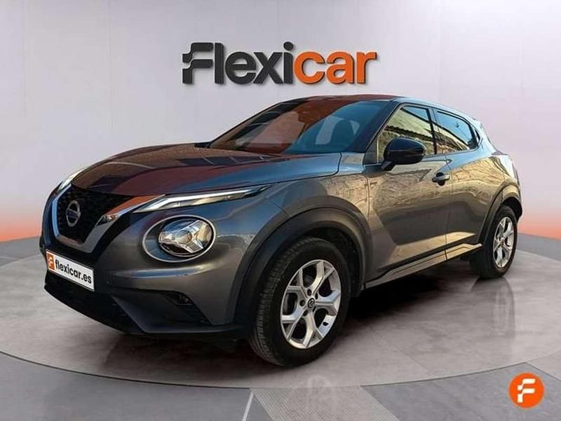 Usado Nissan Juke N-Connecta 114 CV (83 kW) 2022 Gris SUV