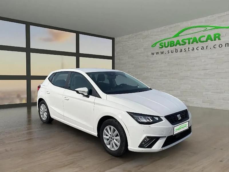 Usado Seat Ibiza Reference 80 HP (58 kW) 2022 Branco Citadino