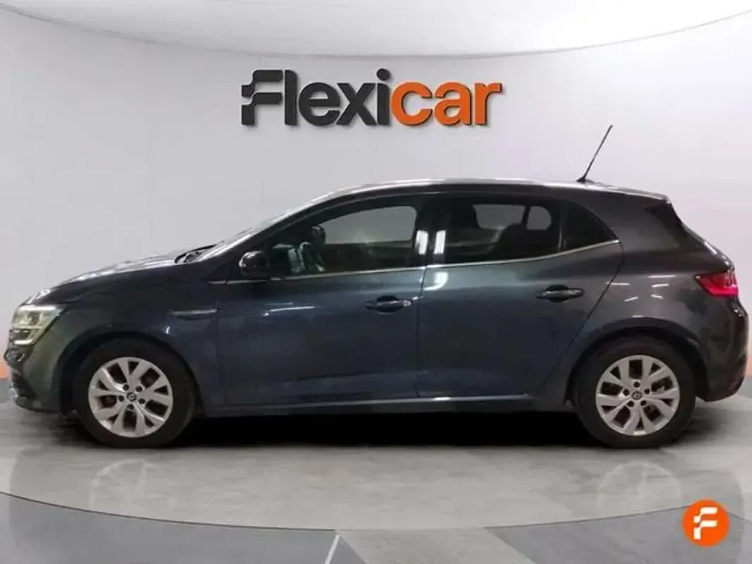 Usado Renault Mégane LIMITED 140 CV (102 kW) 2020 Gris Utilitario