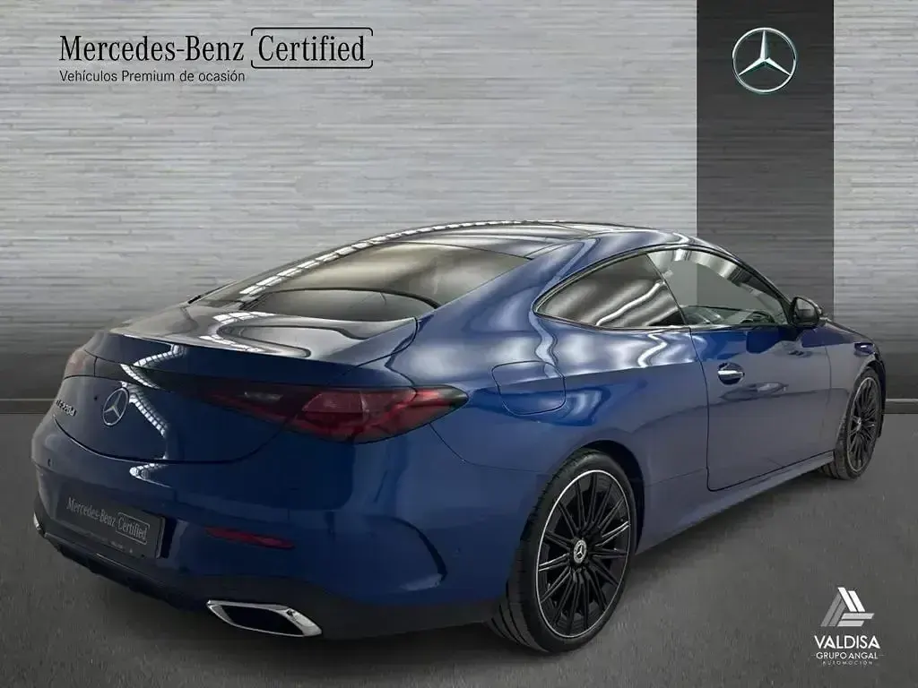 Usado Mercedes CLE220 197 CV (144 kW) 2025 Azul espectra Coupe