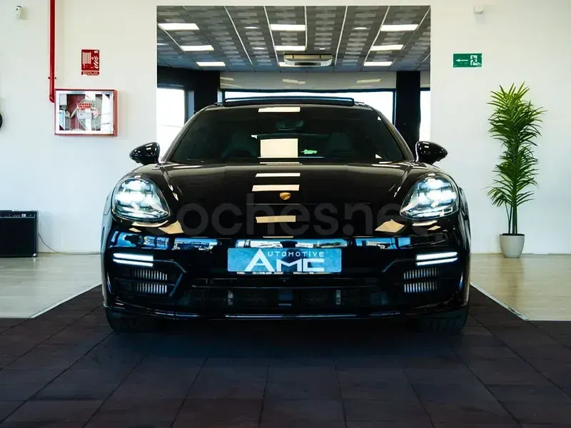 Usado Porsche Panamera Sport Turismo 462 CV (339 kW) 2018 Negro Familiar