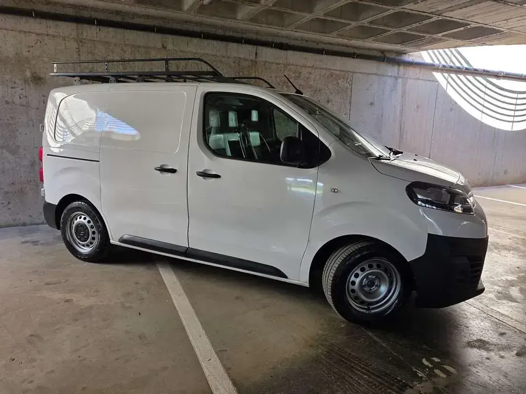 Usado Citroën Jumpy 120 CV (88 kW) 2020 Blanco Monovolumen