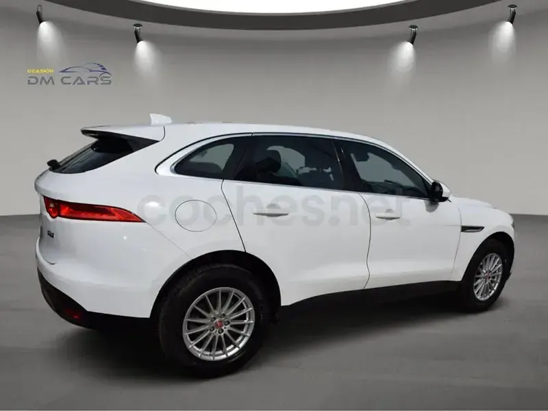 Usado Jaguar F-Pace Portfolio 180 CV (132 kW) 2017 Blanco SUV