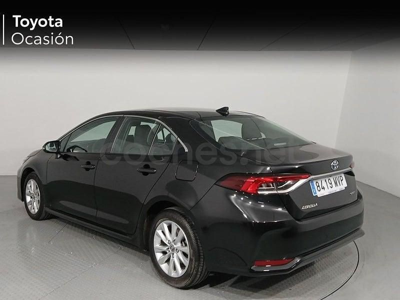 Usado Toyota Corolla Eco 140 CV (102 kW) 2024 Negro Berlina