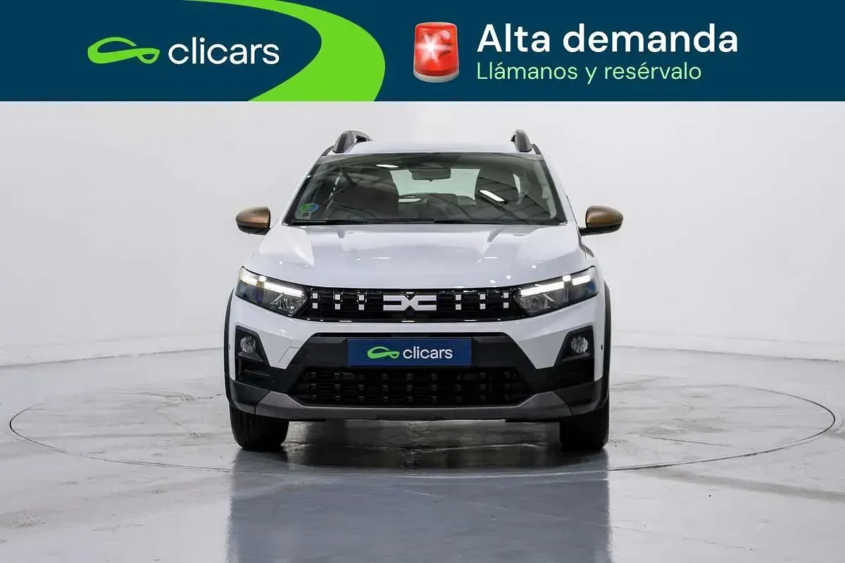Usado Dacia Sandero Extreme 122 CV (89 kW) 2026 Blanco Utilitario