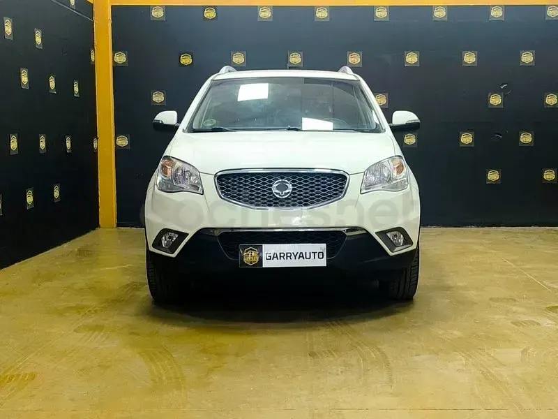 Usado SsangYong Korando Premium Plus 149 CV (109 kW) 2012 Blanco SUV