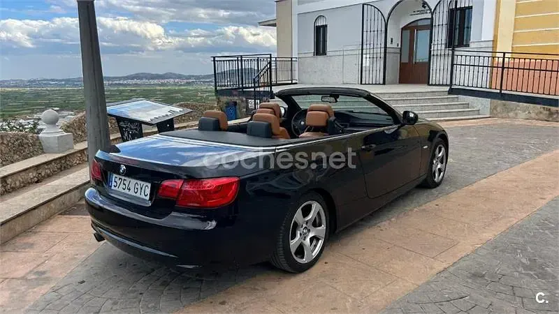 Usado BMW 320 Cabriolet 170 CV (125 kW) 2010 Negro Descapotable