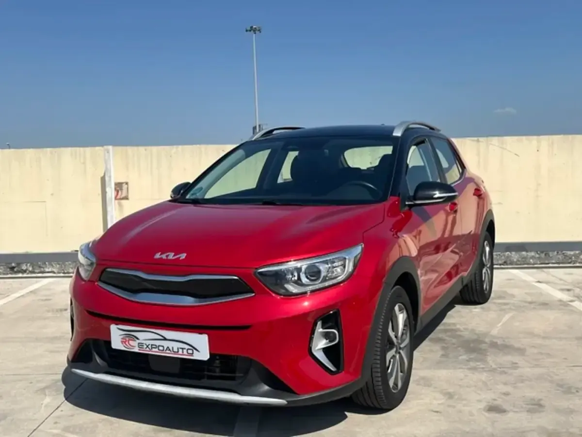 Usado Kia Stonic 100 CV (73 kW) 2022 SUV