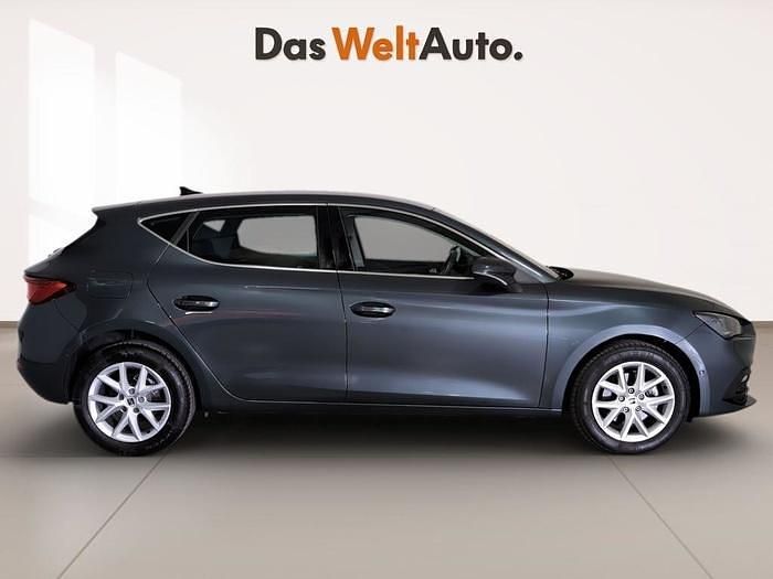 Usado Seat Leon Style 116 CV (85 kW) 2025 Gris Berlina