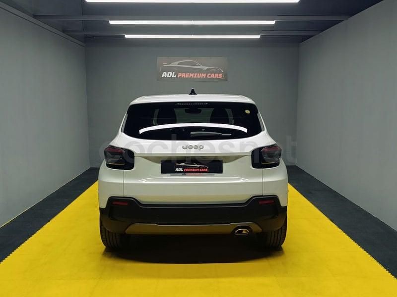 Usado Jeep Avenger Longitude 100 CV (73 kW) 2023 Blanco SUV