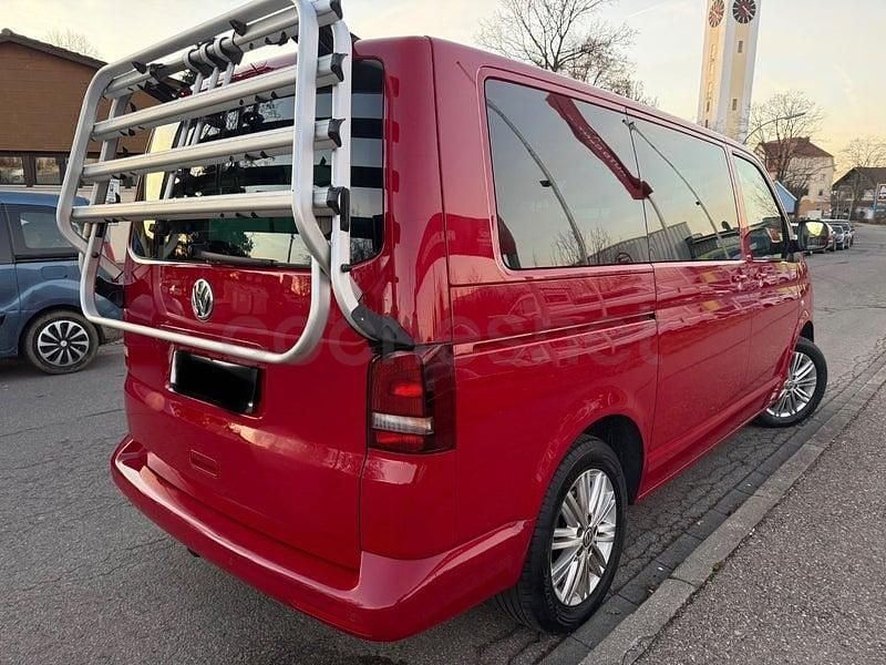 Usado VW Multivan Highline 140 CV (102 kW) 2014 Rojo Van