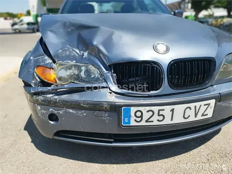 Usado BMW 320 150 CV (110 kW) 2004 Azul Berlina