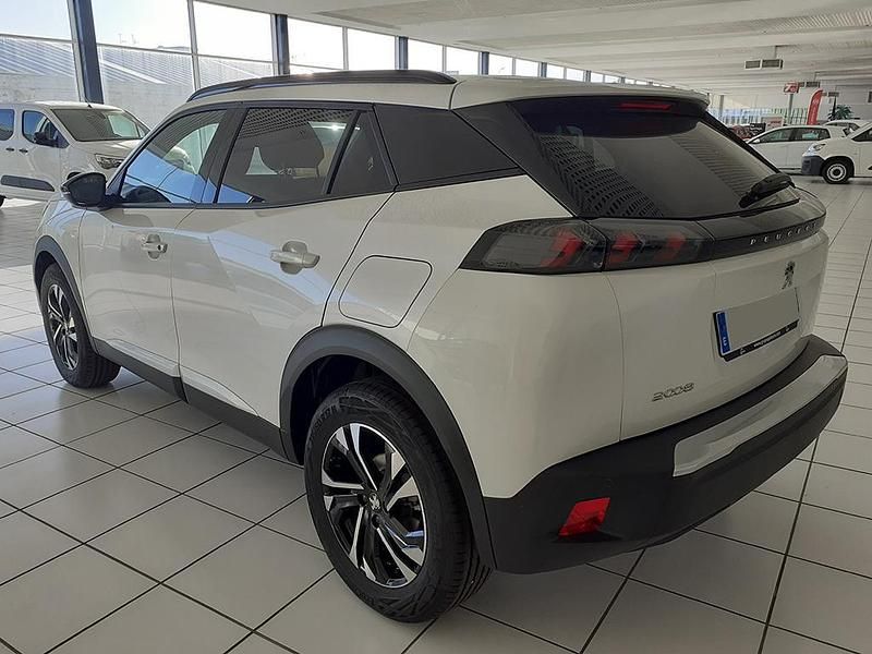 Usado Peugeot 2008 Allure 100 CV (73 kW) 2023 Otro SUV